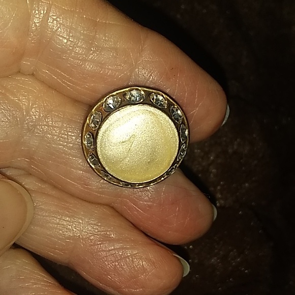 mother of pearl cufflinks set - Picture 2 of 3